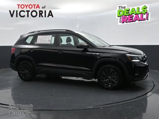 Used 2022 Volkswagen Taos S image 1