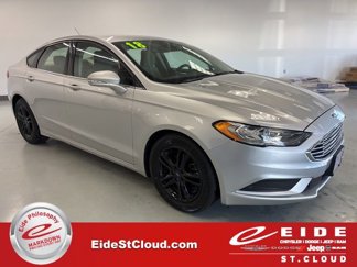 Used 2018 Ford Fusion SE image 1