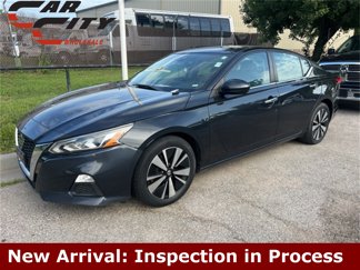 Used 2021 Nissan Altima 2.5 SV image 1
