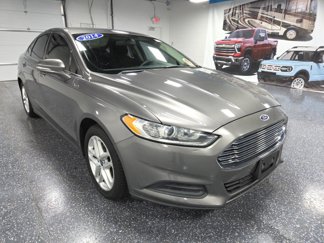 Used 2014 Ford Fusion SE image 1