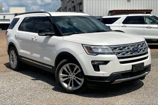 Used 2018 Ford Explorer XLT w/ Equipment Group 202A image 1