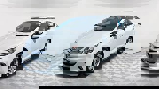 Used 2018 Chevrolet Volt LT image 1