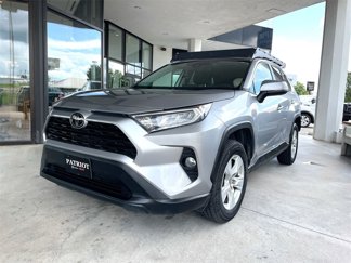 Used 2020 Toyota RAV4 XLE image 1