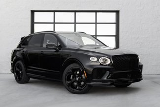 Used 2024 Bentley Bentayga image 1
