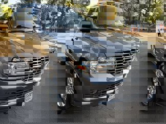 Used 2013 Lincoln Navigator 4WD w/ HD Trailer Tow Pkg image 1