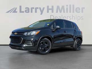 Used 2020 Chevrolet Trax LS image 1