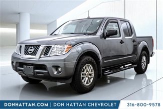 Used 2018 Nissan Frontier SV image 1