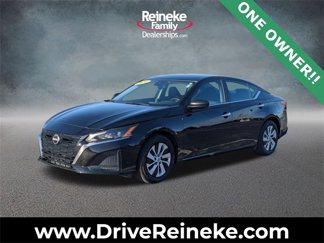 Used 2024 Nissan Altima 2.5 S image 1