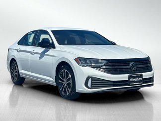Used 2023 Volkswagen Jetta Sport image 1