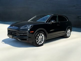 Certified 2024 Porsche Cayenne image 1