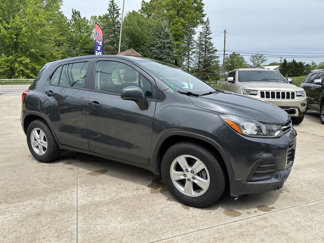 Used 2020 Chevrolet Trax LS image 1