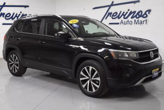 Used 2022 Volkswagen Taos SE w/ Panoramic Sunroof Package image 1