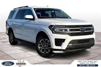 Used 2022 Ford Expedition XLT image 1
