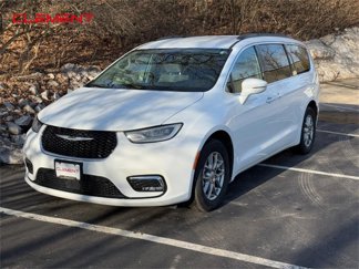 Used 2021 Chrysler Pacifica Touring image 1
