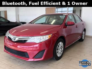 Used 2014 Toyota Camry L image 1