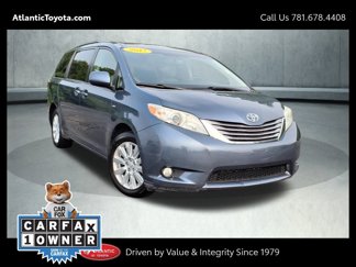 Certified 2017 Toyota Sienna XLE image 1