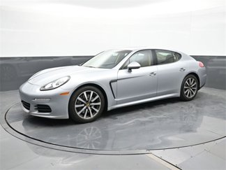 Used 2016 Porsche Panamera 4 image 1