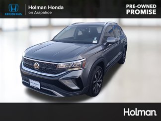 Used 2022 Volkswagen Taos SE image 1