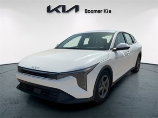 Certified 2025 Kia K4 LXS image 1