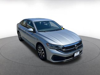 Used 2024 Volkswagen Jetta S image 1