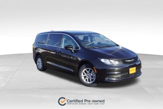 Certified 2022 Chrysler Voyager LX image 1