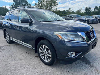 Used 2013 Nissan Pathfinder SL image 1