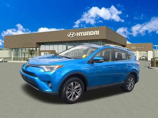 Used 2016 Toyota RAV4 XLE image 1