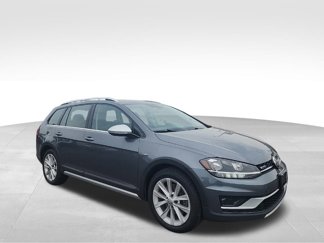 Used 2019 Volkswagen Golf Alltrack S image 1