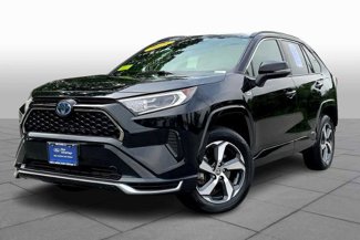 Used 2021 Toyota RAV4 SE image 1