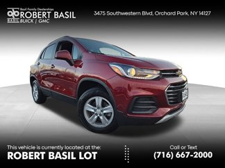 Used 2022 Chevrolet Trax LT w/ LT Convenience Package image 1
