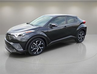 Used 2018 Toyota C-HR XLE image 1