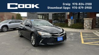 Used 2017 Toyota Camry SE image 1