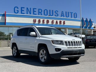 Used 2017 Jeep Compass Latitude image 1