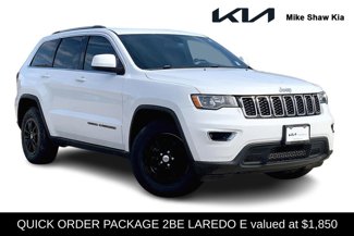 Used 2019 Jeep Grand Cherokee Laredo image 1