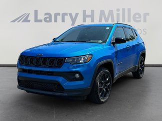 New 2025 Jeep Compass Latitude w/ Altitude Special Edition image 1