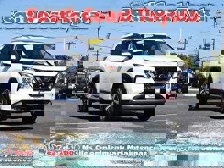 Used 2021 Nissan Rogue SL image 1