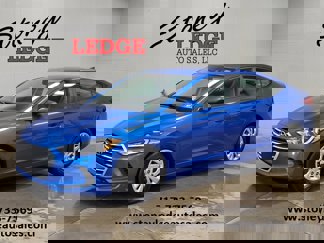 Used 2017 Hyundai Elantra SE image 1