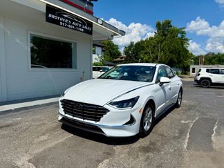 Used 2020 Hyundai Sonata SE image 1