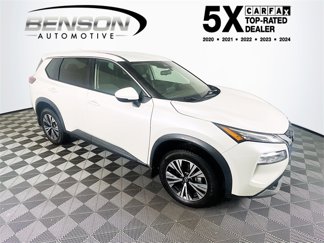 Used 2022 Nissan Rogue SV image 1