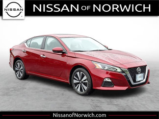 Used 2022 Nissan Altima 2.5 SV w/ SV Premium Package image 1