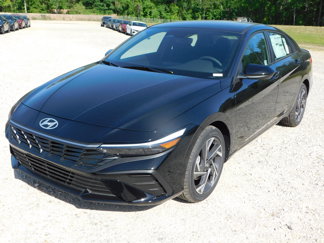 New 2025 Hyundai Elantra Sport image 1