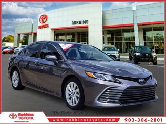 Used 2023 Toyota Camry LE image 1