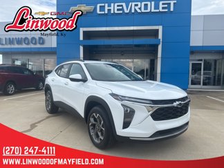 New 2025 Chevrolet Trax LT w/ Driver Confidence Package image 1