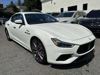Used 2022 Maserati Ghibli Modena Q4 image 1
