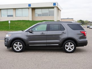 Used 2016 Ford Explorer XLT w/ Equipment Group 202A image 1