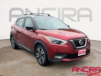 Used 2020 Nissan Kicks SR image 1
