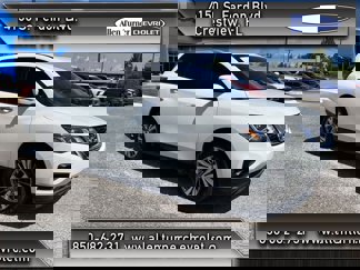 Used 2018 Nissan Pathfinder SL image 1