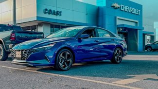 Used 2023 Hyundai Elantra Limited w/ Cargo Package image 1
