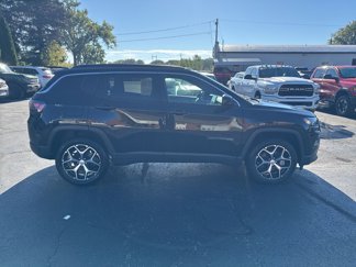 Used 2024 Jeep Compass Limited video 2