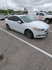 Used 2017 Ford Fusion SE w/ Equipment Group 201A image 1